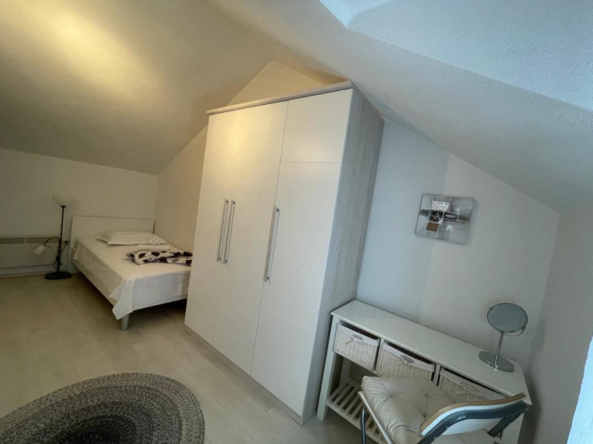 Vacation House Marin With Jacuzzi - Bol, Brac ภายนอก รูปภาพ